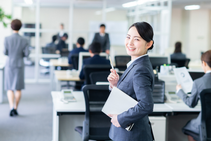 採用情報